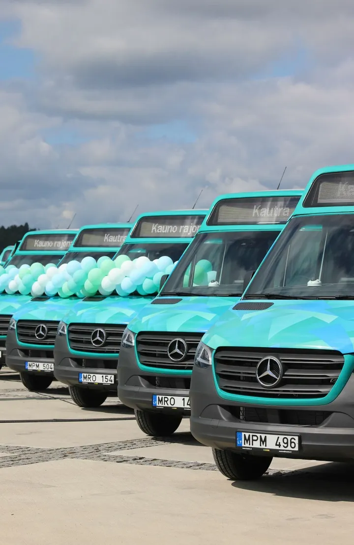 Smaragdiniai Kauno rajono autobusai