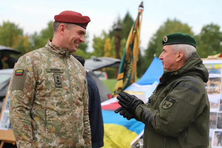 Žalgirio pergalės parke pasodinti ąžuolai primins Ukrainos kovą už laisvę