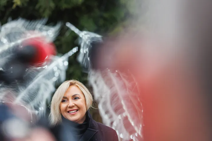 Baigiama konstruoti Kauno Kalėdų eglė
