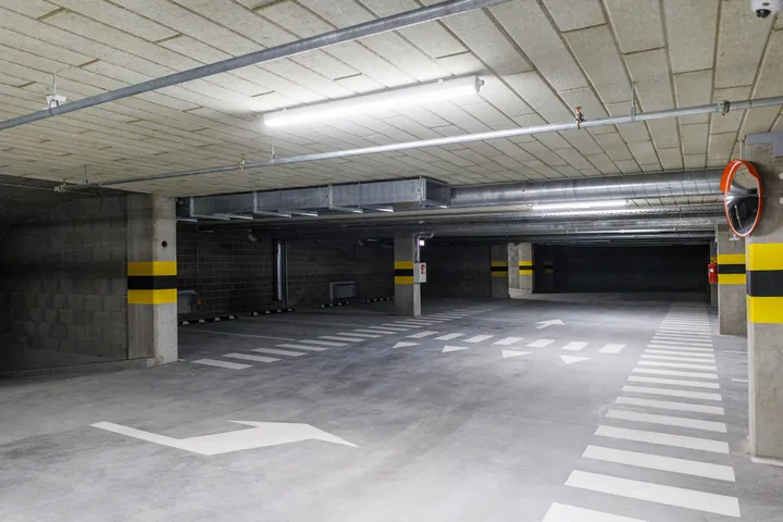 Daugiaaukštė stovėjimo aikštelė miesto centre