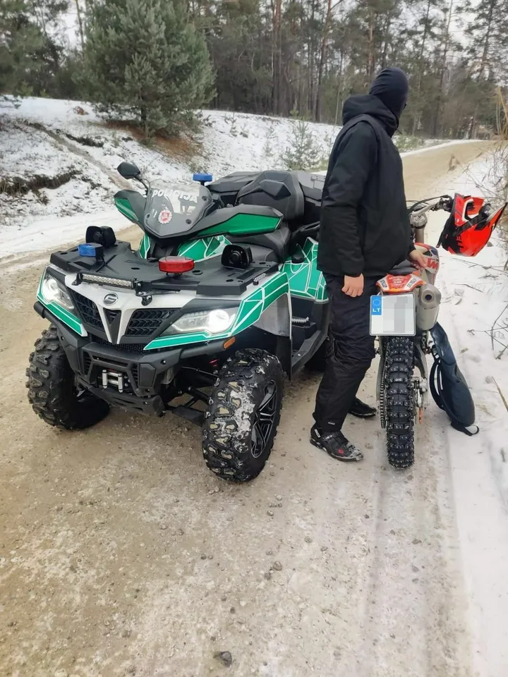 77bad881aace8800ac59a07d454412c5