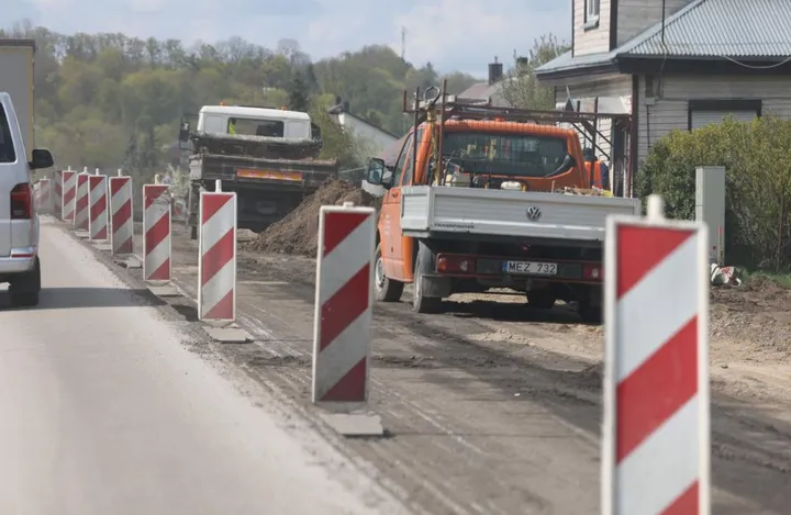 4b995921292b7b243bd425444d475b18