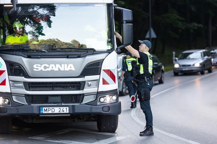 Policijos reidas / R. Tenio nuotr.