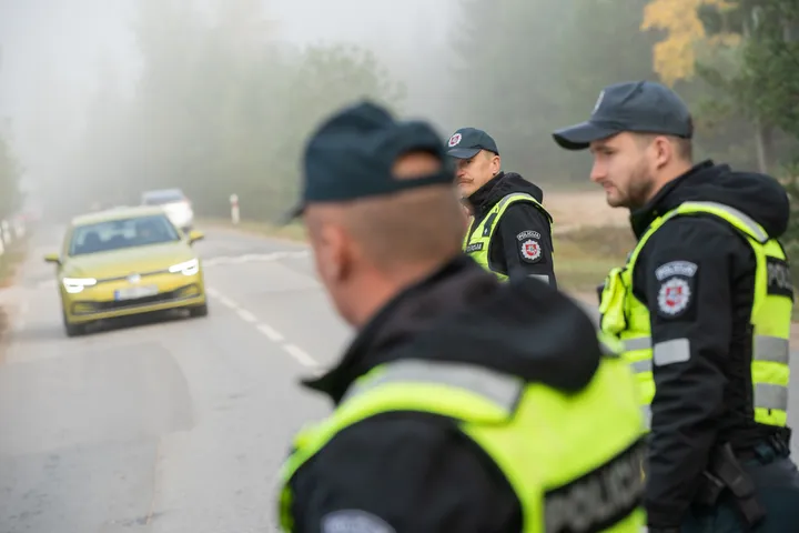 policija
