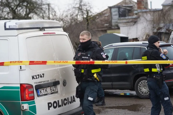 Policijos krata Partizanų gatvėje / lryto.lt, G. Bitvinsko nuotr.
