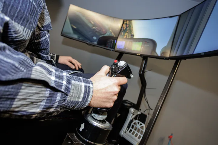 Lietuvos aviacijos muziejaus Skrydžio pažinimo centro simuliatoriai / R. Tenio nuotr.