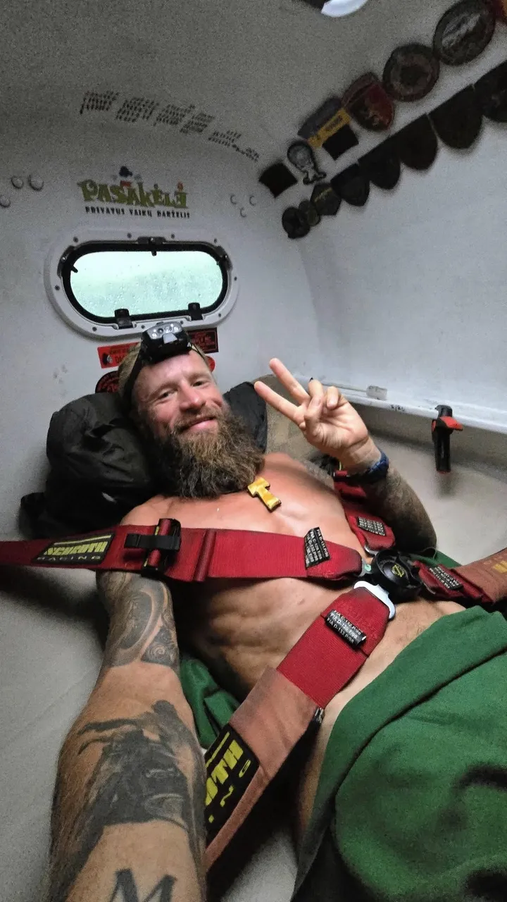 7d5db834 7206 4163 8c45 80a39947df72