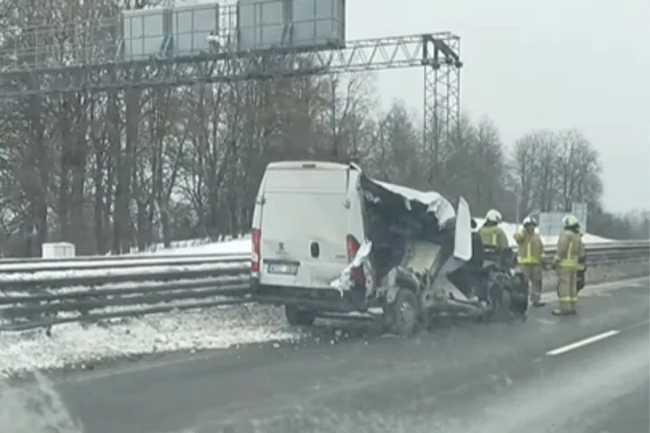 Avarija A1 / „Facebook“ grupės stop kadr.