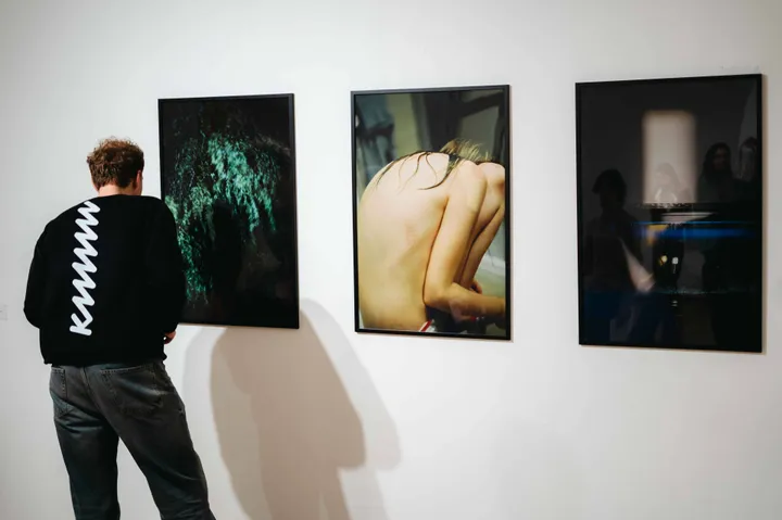 Grupinė menininkų paroda „Vakar, šiandien ir rytoj“ Kauno menininkų namų galerijoje. V. Mantrimo nuotr.&nbsp;