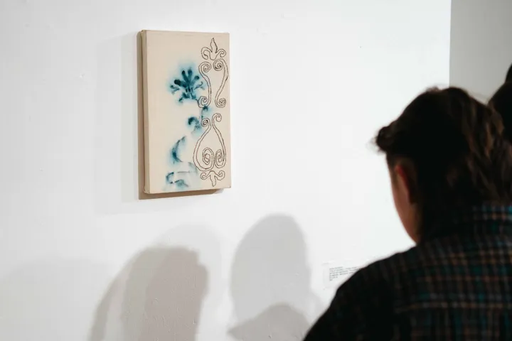 Grupinė menininkų paroda „Vakar, šiandien ir rytoj“ Kauno menininkų namų galerijoje / V. Mantrimo nuotr.&nbsp;