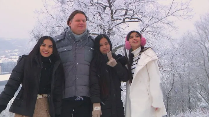 G. Volkavičius su žmonomis