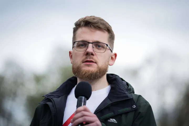 Protestas „Šalin rankas“ Katedros aikštėje