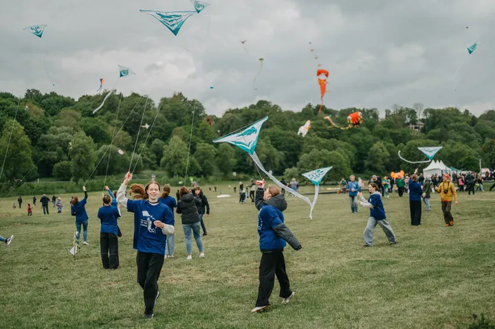Tarptautinis aitvarų festivalis „Tarp žemės ir dangaus“ / Organizatorių nuotr.