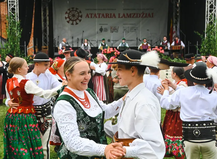 Folkloro festivalis „Atataria lamzdžiai“ / Organizatorių nuotr.