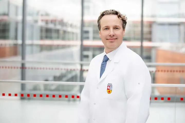Prof. Evaldas Padervinskis