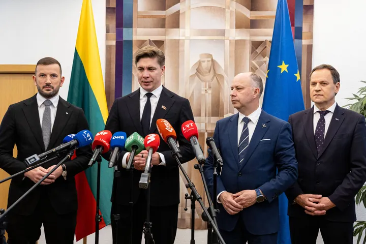 Koalicijos sutarties pasirašymas / BNS nuotr.