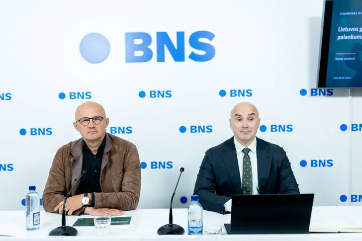 Spaudos konferencija, kurioje pristatytas Lietuvos gyventojų palankumo visuotiniam šaukimui tyrimas