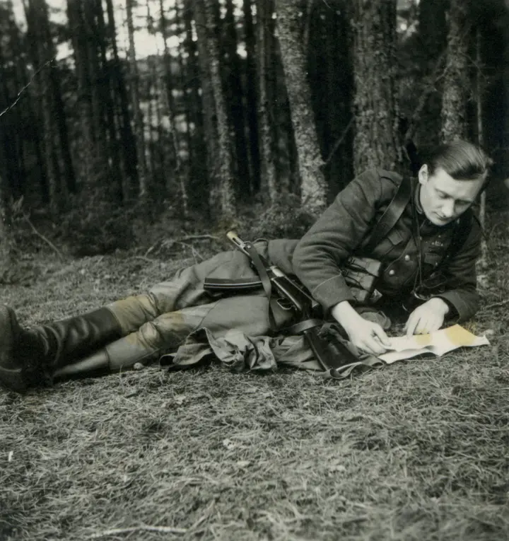 Dainavos apygardos vado adjutantas Lionginas Baliukevičius-Dzūkas. 1948 m. vasara / LGGRTC Okupacijų ir laisvės kovų muziejaus nuotr.