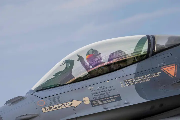 Pristatyta NATO integruota oro ir priešraketinė gynyba