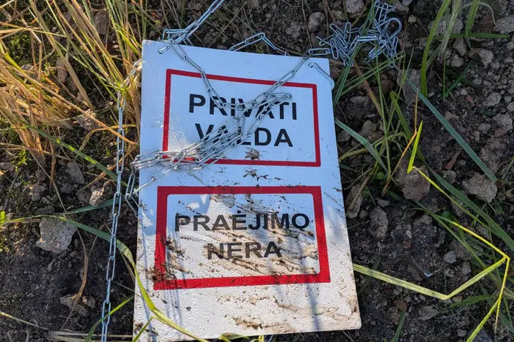 Užblokuota Eidintų g.