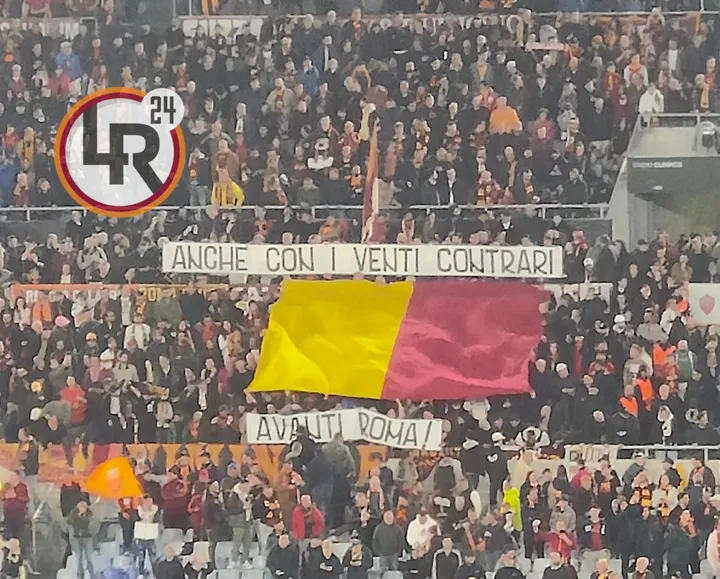 roma bayer leverkusen striscione tribuna tevere