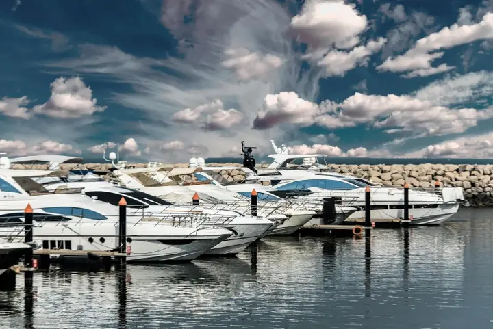 yacht