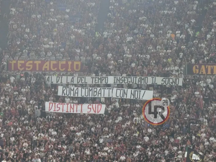 striscione roma bologna distinti sud