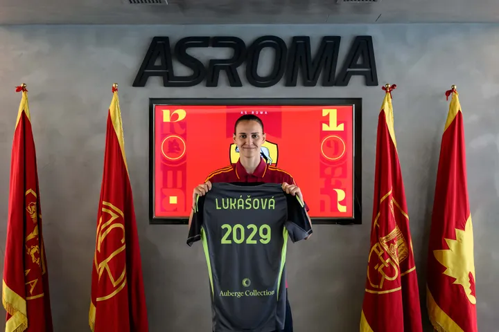 roma femminile rinnovo lukasova