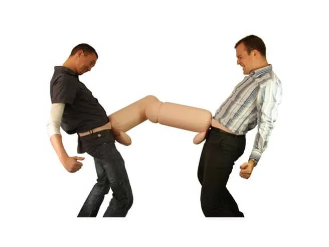 cock fighting inflatable willy game 1