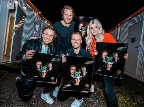 davinamichelleofficial 62511762 698744703896922 806810294765197174 n 1