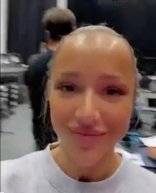 draagt emma heesters hierom haar haren altijd los