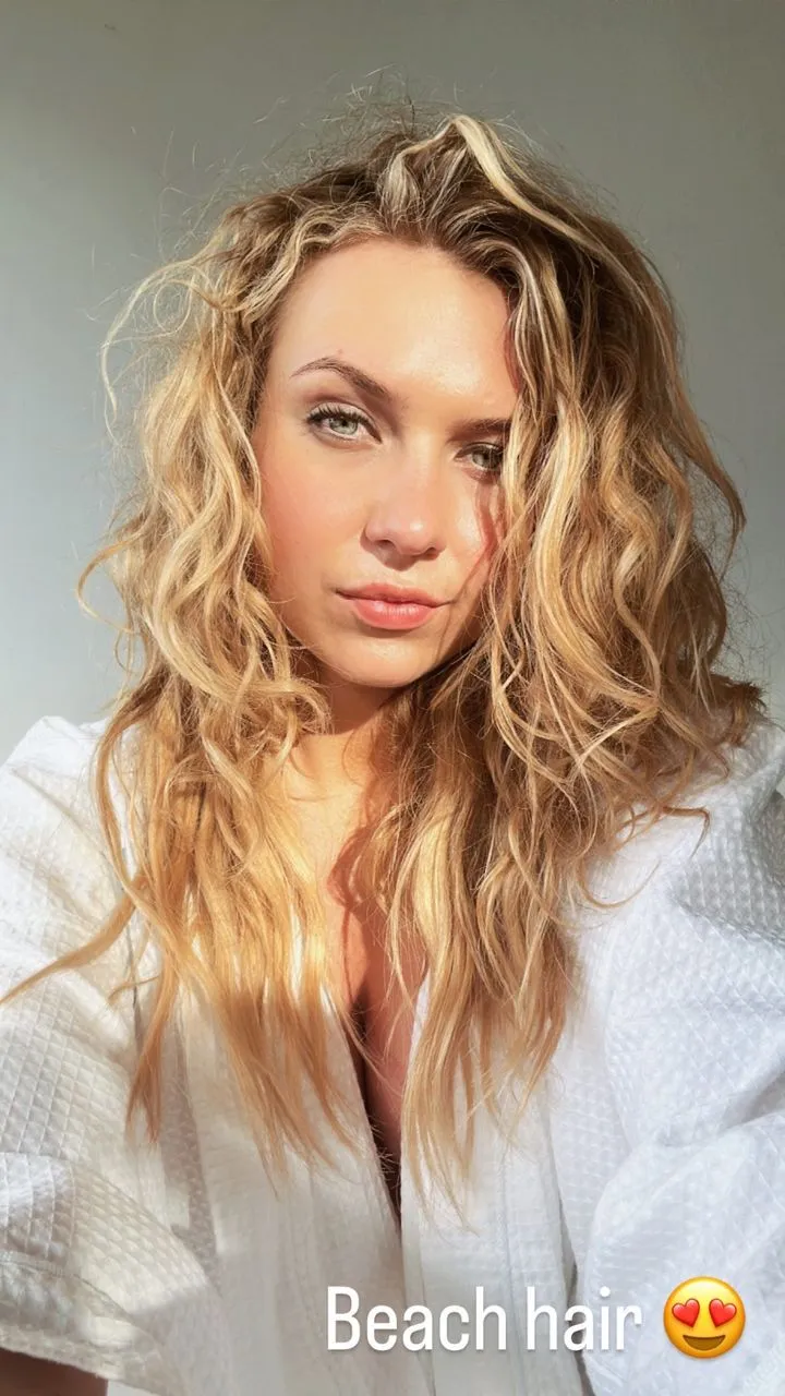 joybeune 3080316388680976567