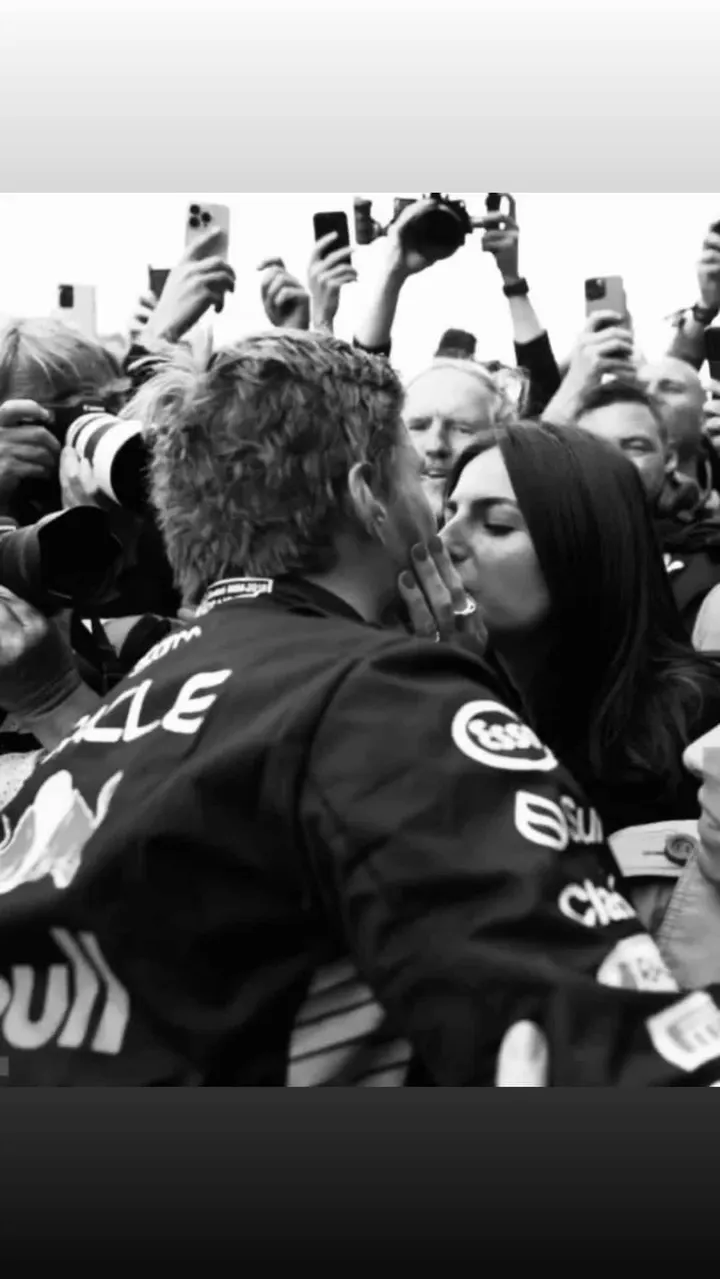 kellypiquet 3178783123298196024