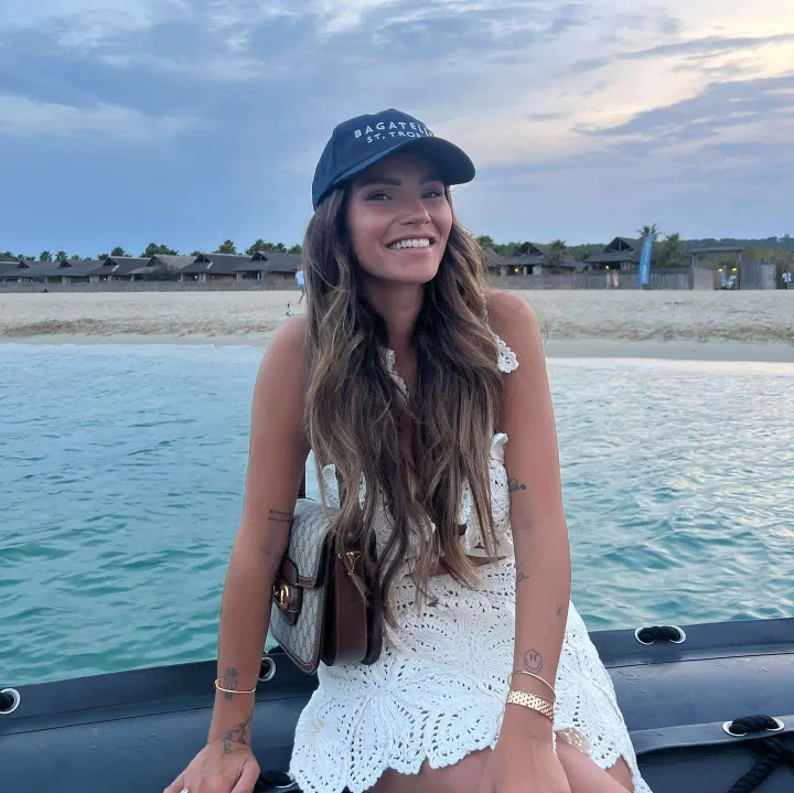 monicageuze 1693204277 3179150362446766210 16713522