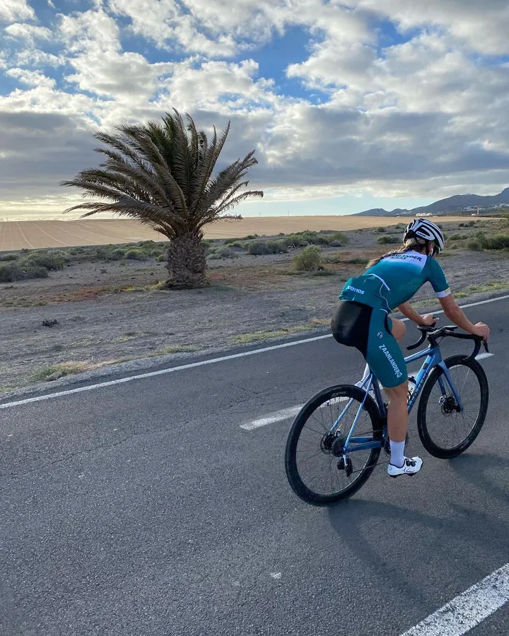 unknown 316568953 1176477066617348 2989669717021722462 n