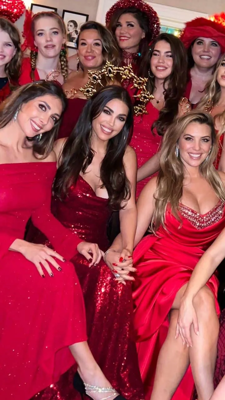 yolanthecabau 3268169691326592504