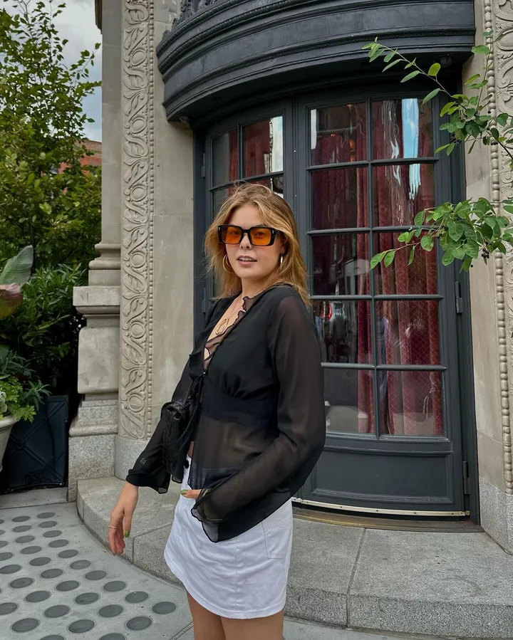 eloise van oranje deelt prive fotos van heerlijke figuur