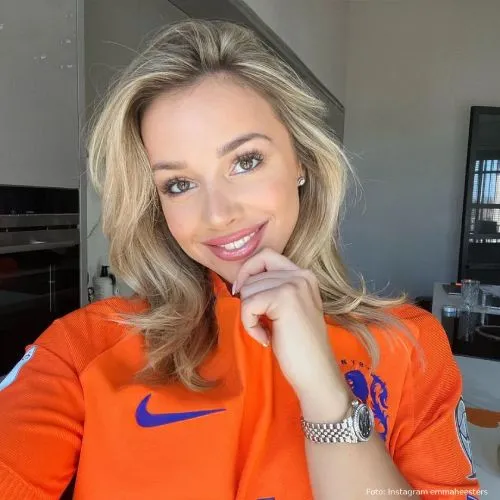 Emma Heesters selfie