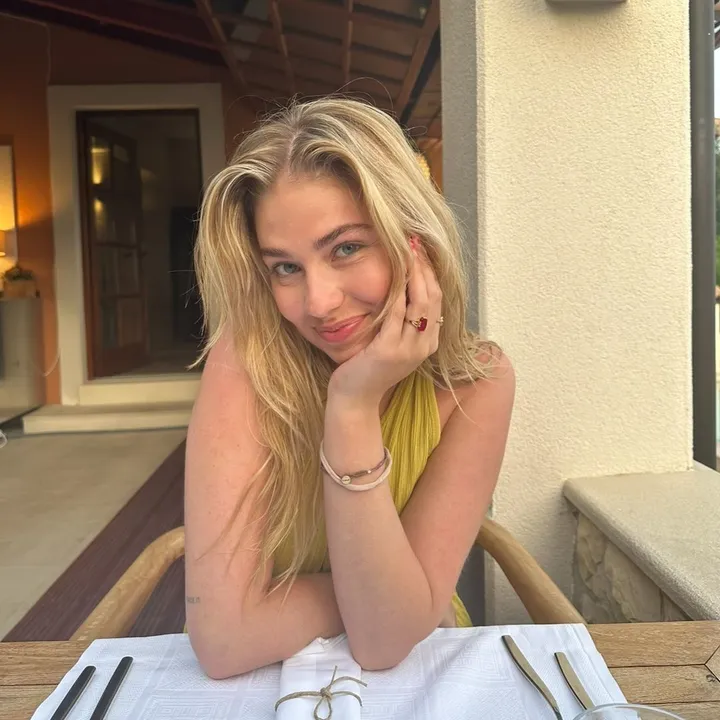 roxy dekker maakt prachtige fotos voor haar fans