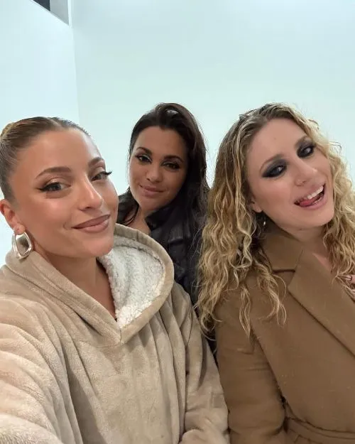 Lisa Amy Shelley Vol OG3NE