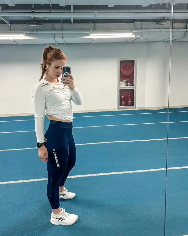Antoinette deJong