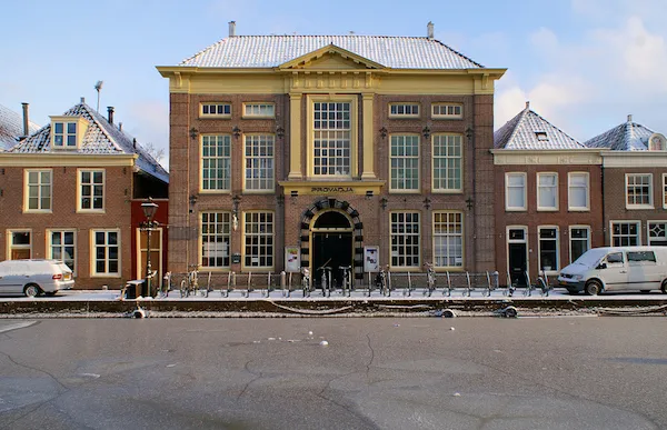 20100210110603 4345236907