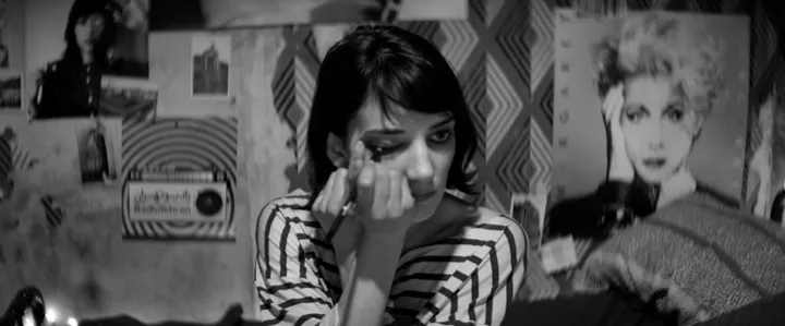 a girl walks home alone at night 36000423 st 1 s low