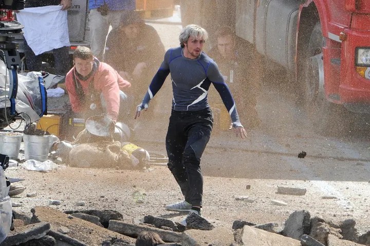 hr avengers age of ultron set photos 8