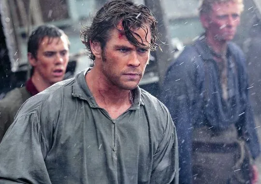 in the heart of the sea chris hemsworth
