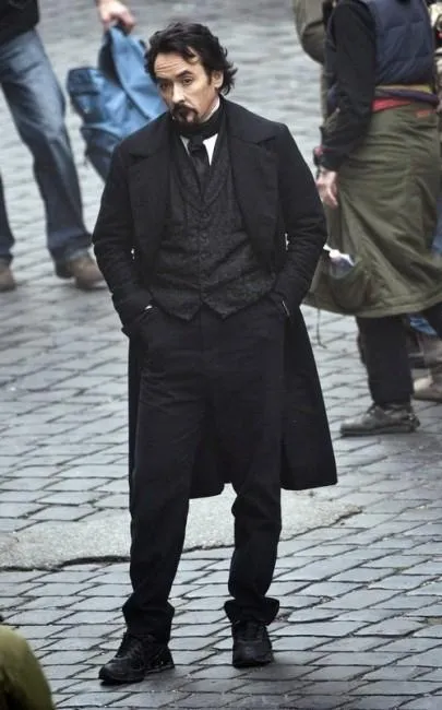 john cusack raven 405x650