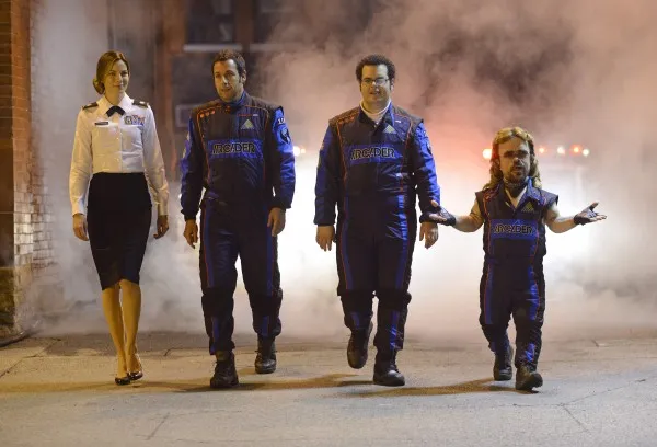 pixels adam sandler peter dinklage 600x408