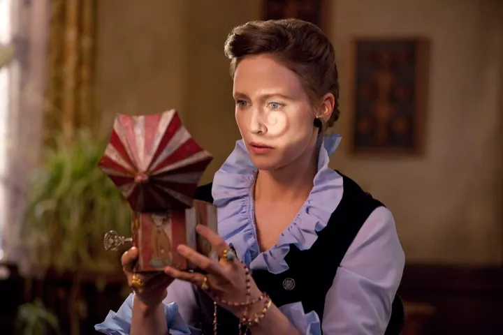 the conjuring 15021314 st 4 s low