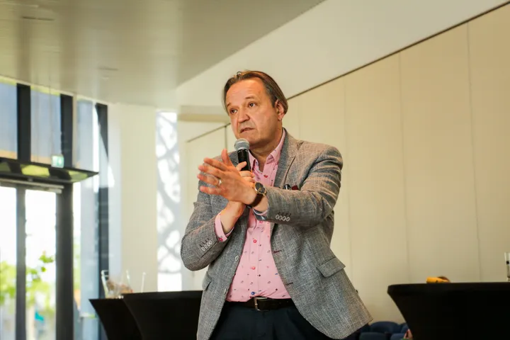 Diskusija apie festivalį ant bangos (S. Igoninaitės nuotr.)