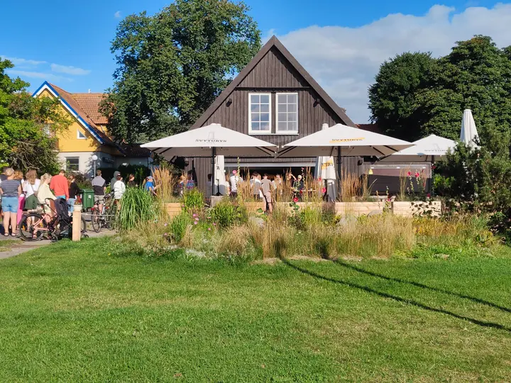 „Kioskelis.Namai“ kepyklėlėje eilės driekiasi nuo ryto
